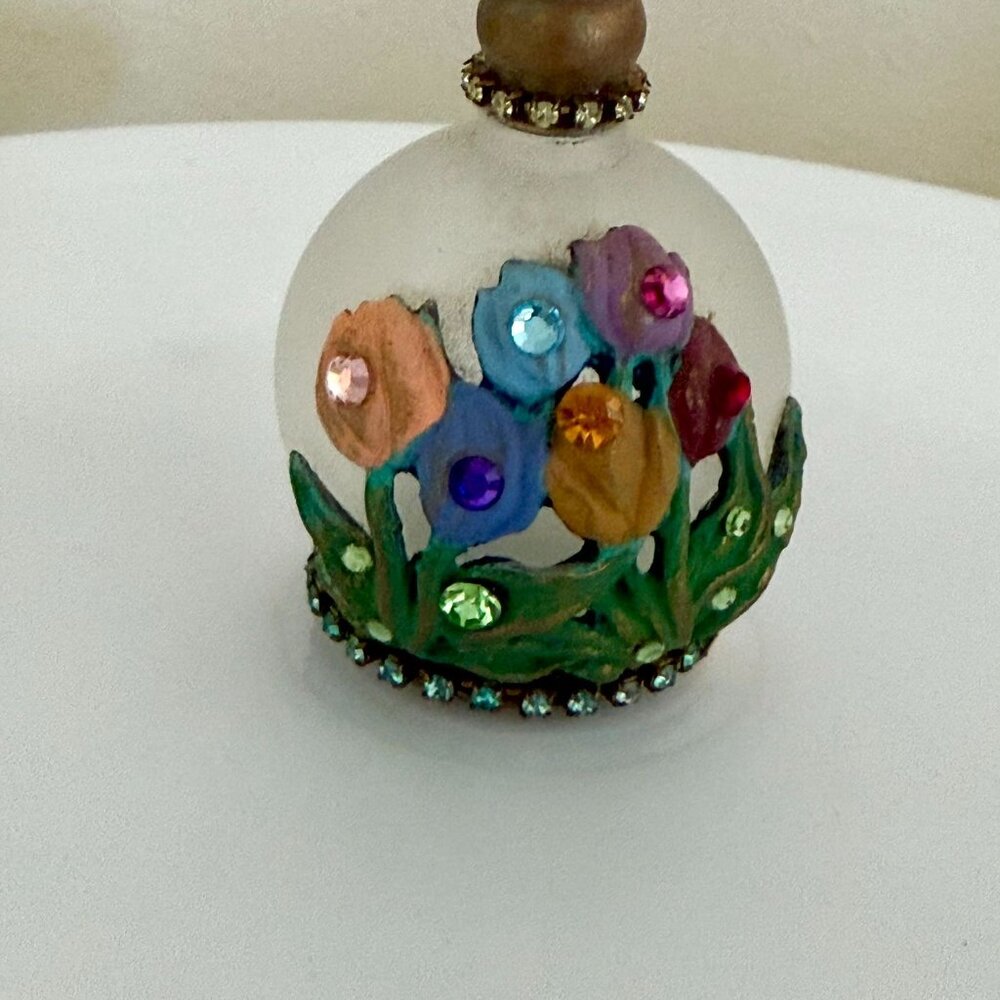 Belladonna Handmade Frosted Glass Floral Decor Bottle Crystal Top 3 Inch Vintage - Picture 10 of 10
